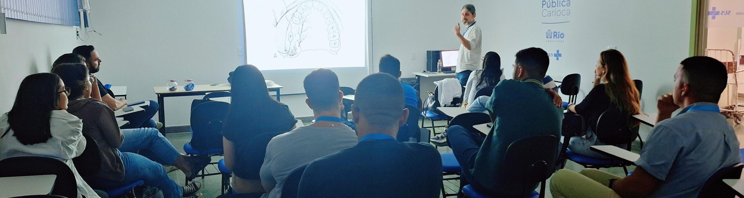 AULA DE CIRURGIA ORAL