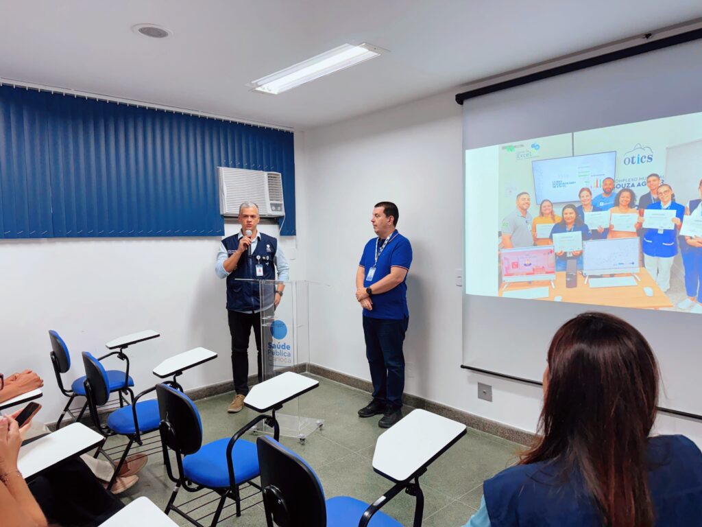 otics-souza-aguiar-inauguração-sala-de-reunião