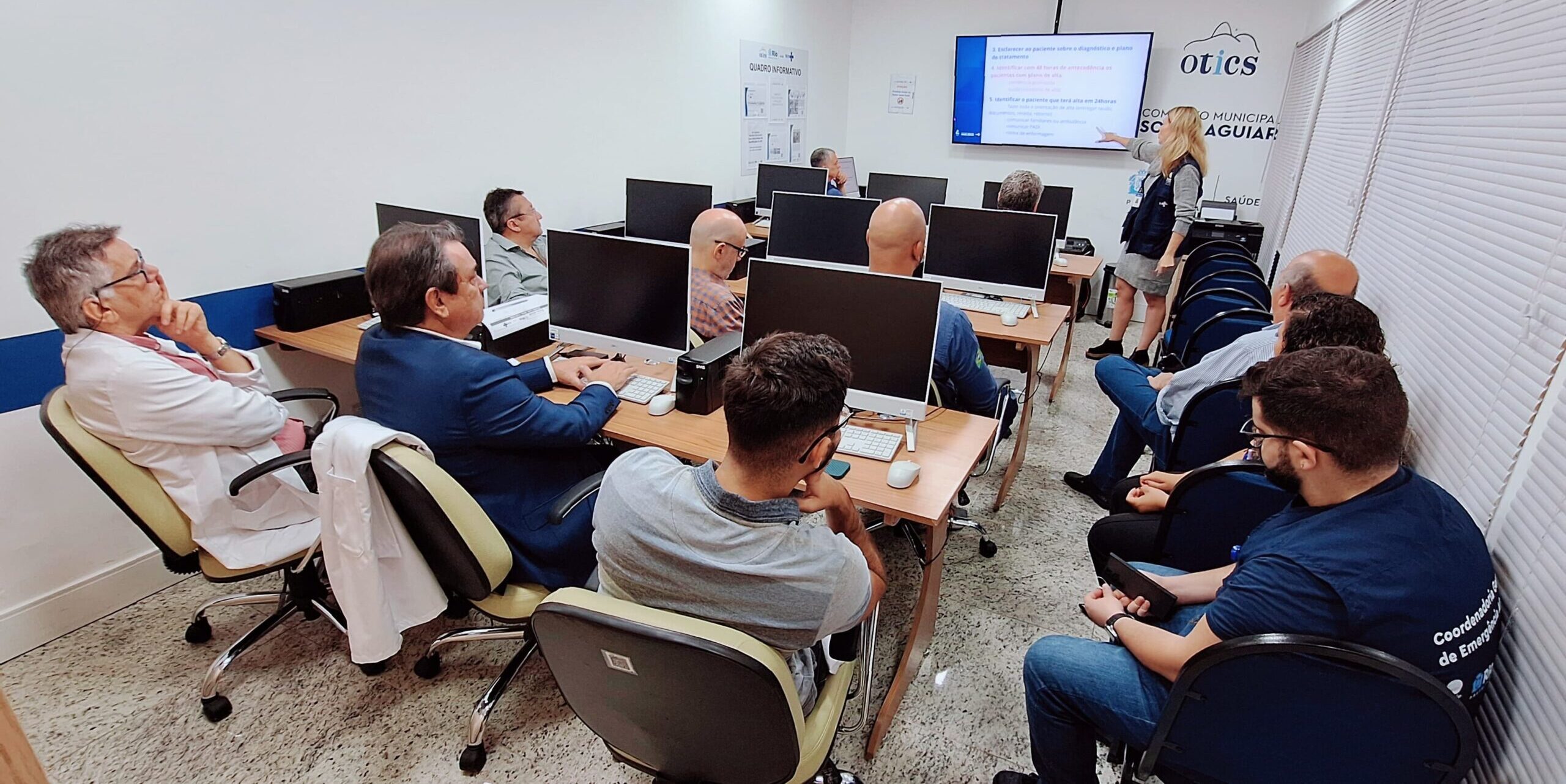 4ª REUNIÃO PARA OTIMIZAÇÃO DE LEITOS HOSPITALARES: FERRAMENTAS LEAN