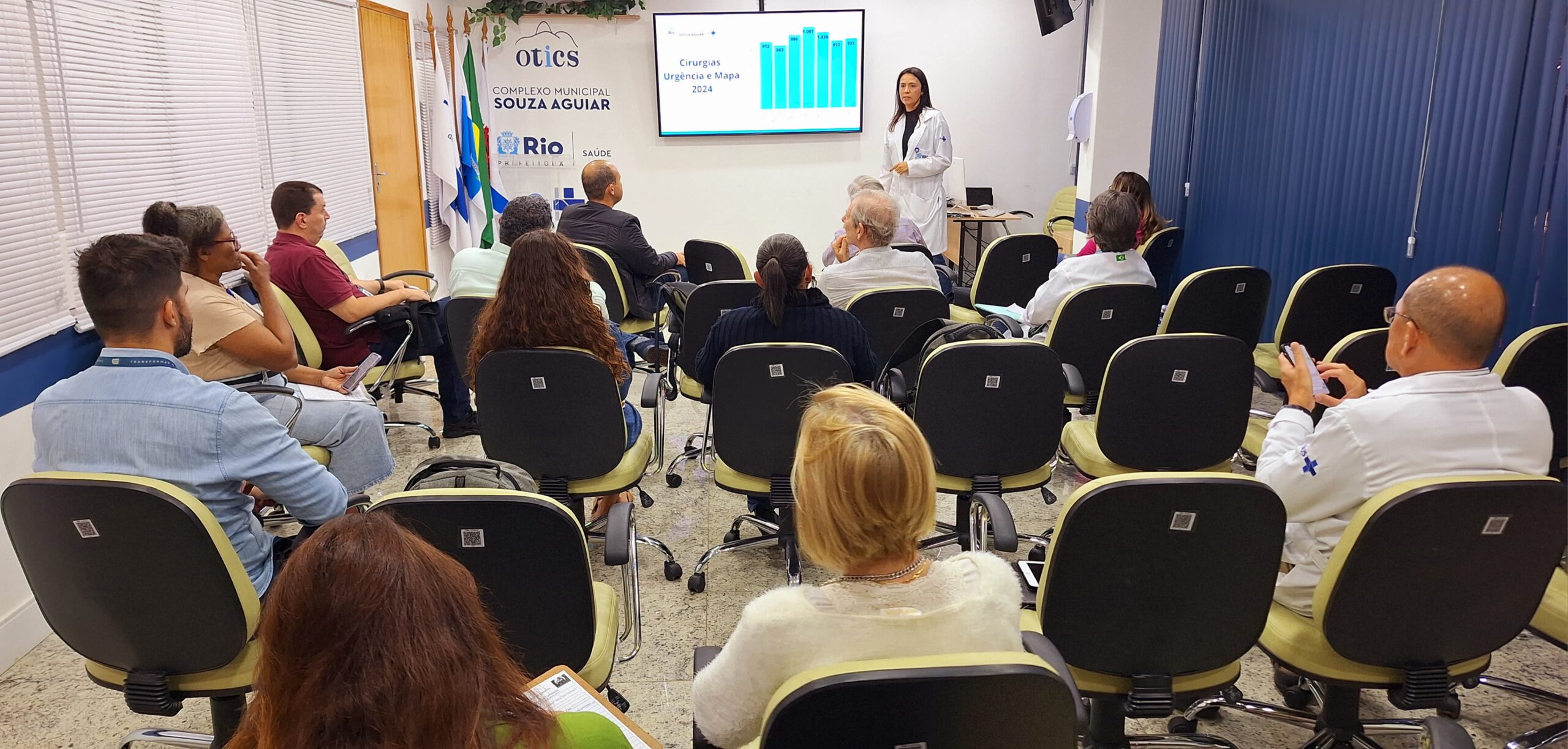 REUNIÃO DE APRESENTAÇÃO DAS PERSPECTIVAS ATUAIS E FUTURAS NO COMPLEXO MUNICIPAL SOUZA AGUIAR