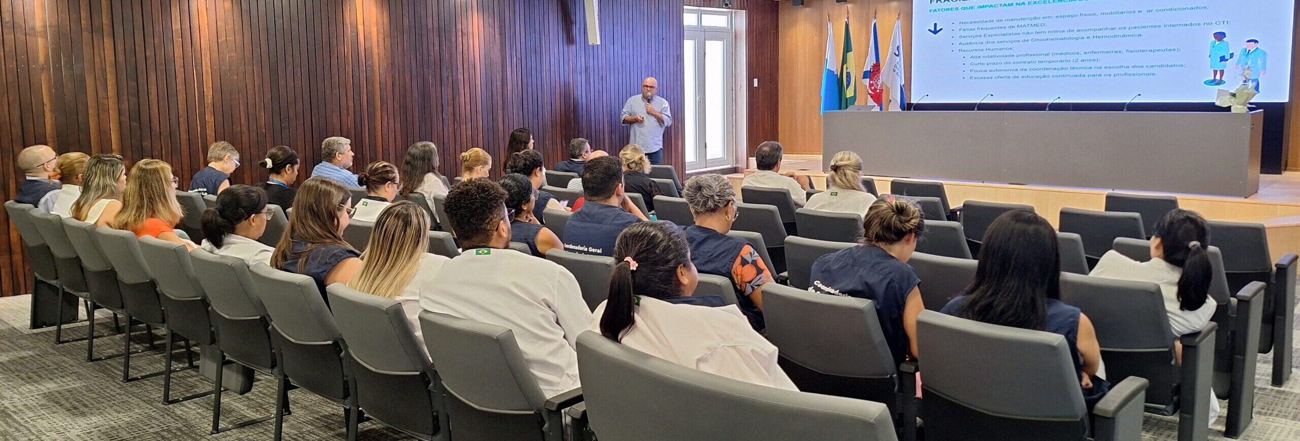 REUNIÃO DO COLEGIADO DE CHEFIAS DO COMPLEXO HOSPITALAR SOUZA AGUIAR