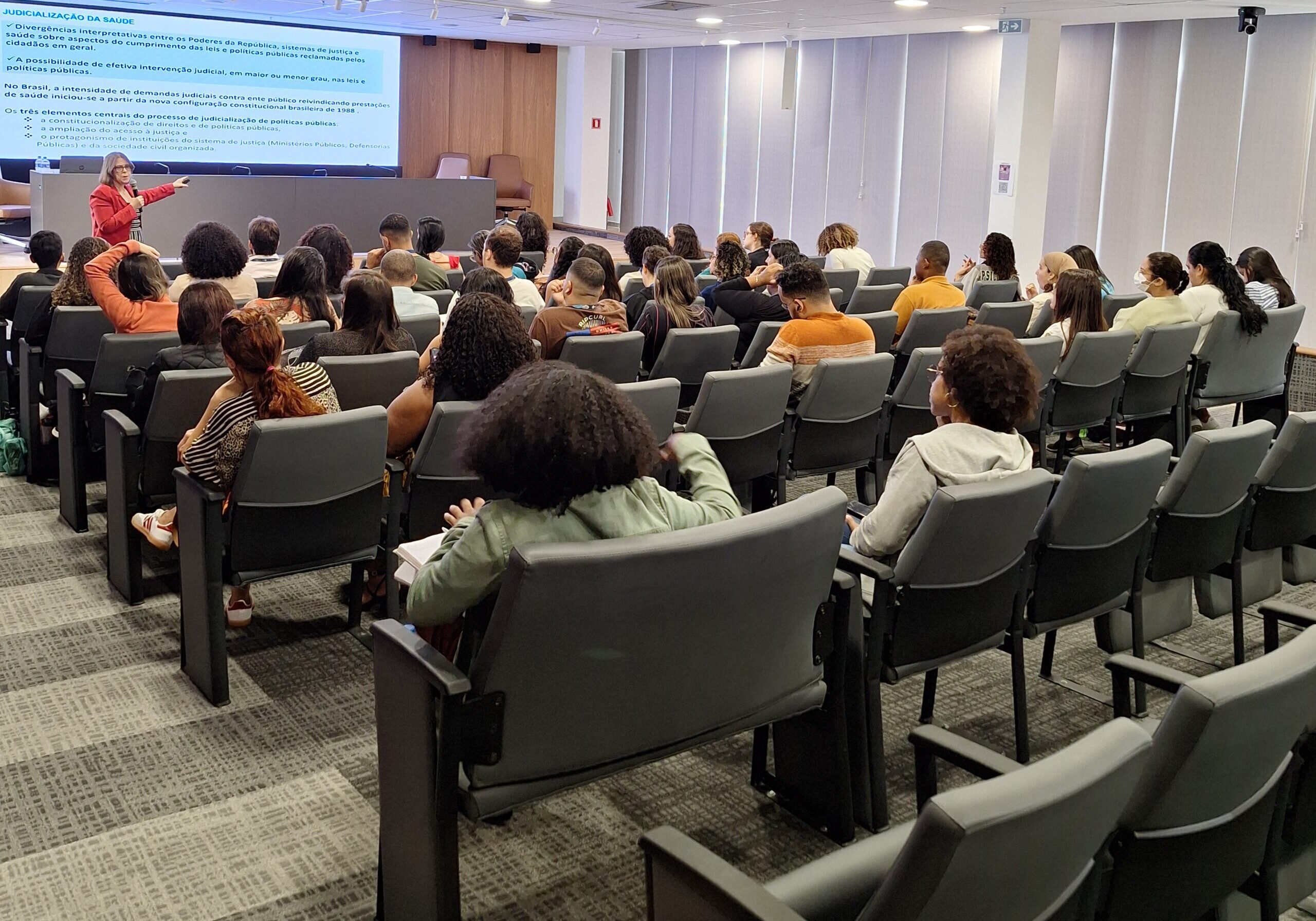 JUDICIALIZAÇÃO NA SAÚDE: RESPOSTAS INSTITUCIONAIS E DESAFIOS NAS ÚLTIMAS DÉCADAS – HMSA