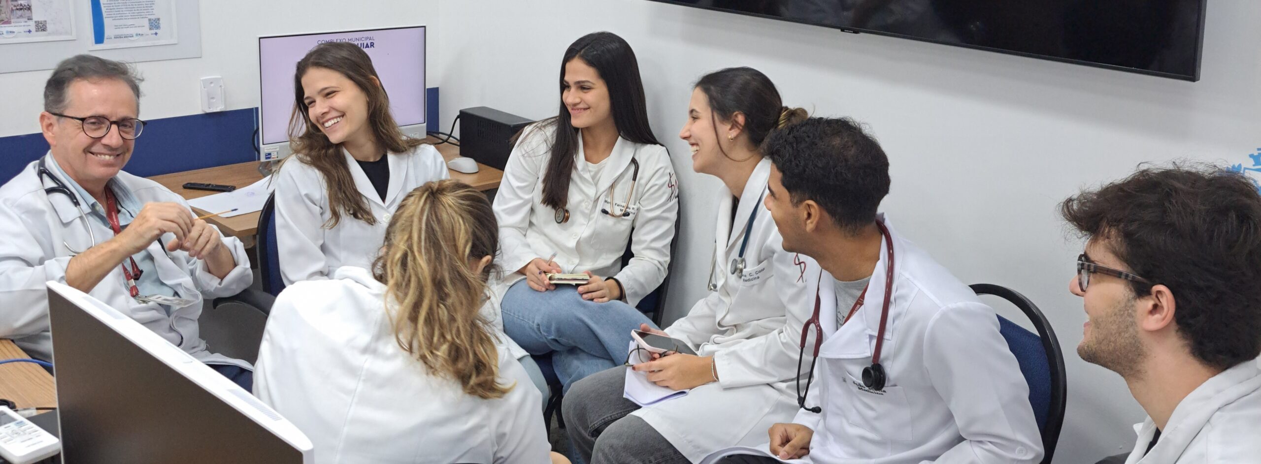 AULA DO 3º ANO DE MEDICINA DA FACULDADE SOUZA MARQUES – CARDIOLOGIA