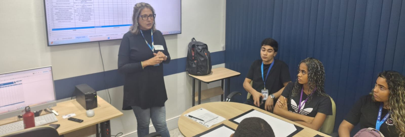 CAPACITAÇÃO TEÓRICA DE JOVENS APRENDIZES – VIVA RIO (Tema: Comunicação não-violenta)