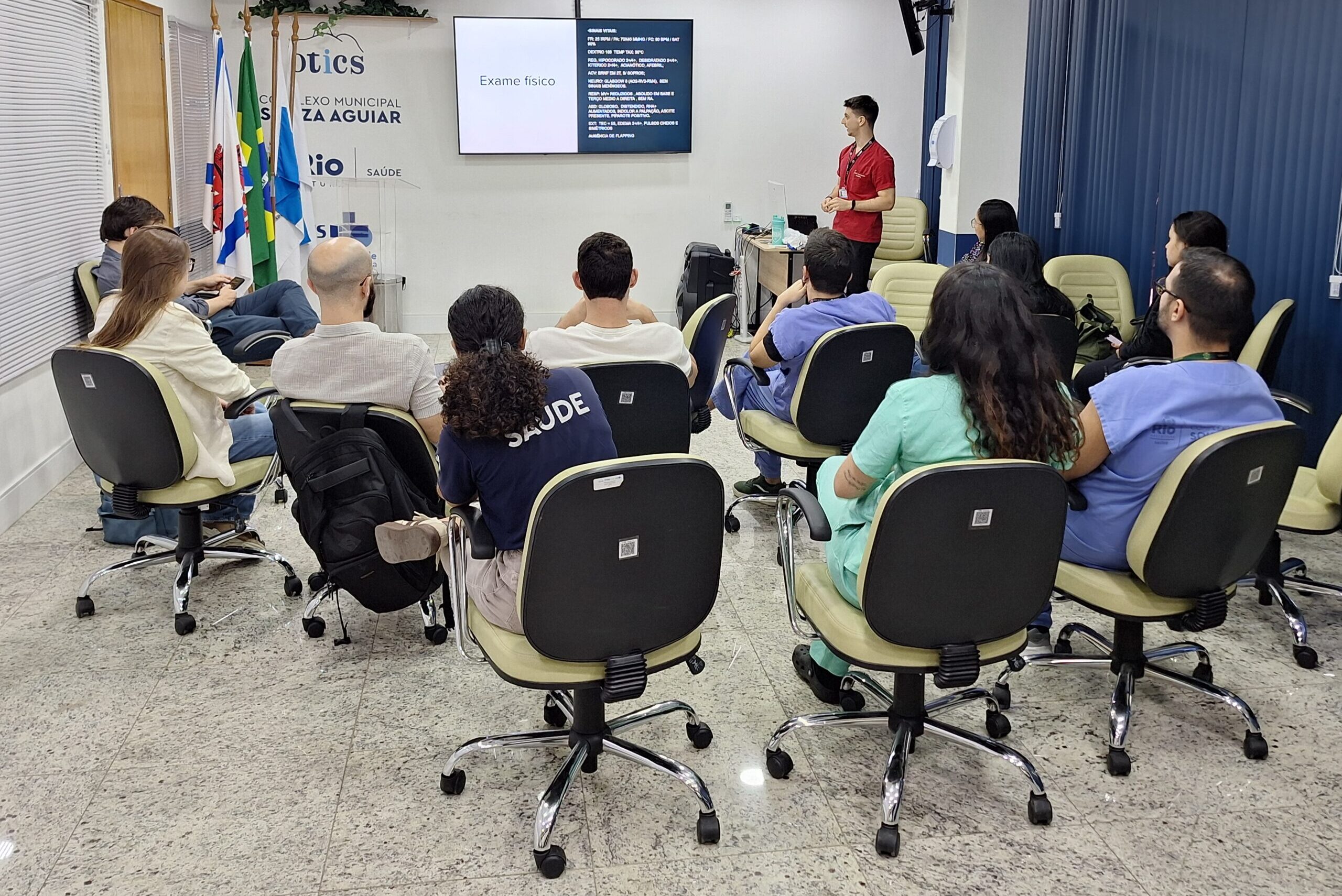 SESSÃO CLÍNICA DO PROGRAMA DE RESIDÊNCIA EM MEDICINA DE EMERGÊNCIA – HMSA