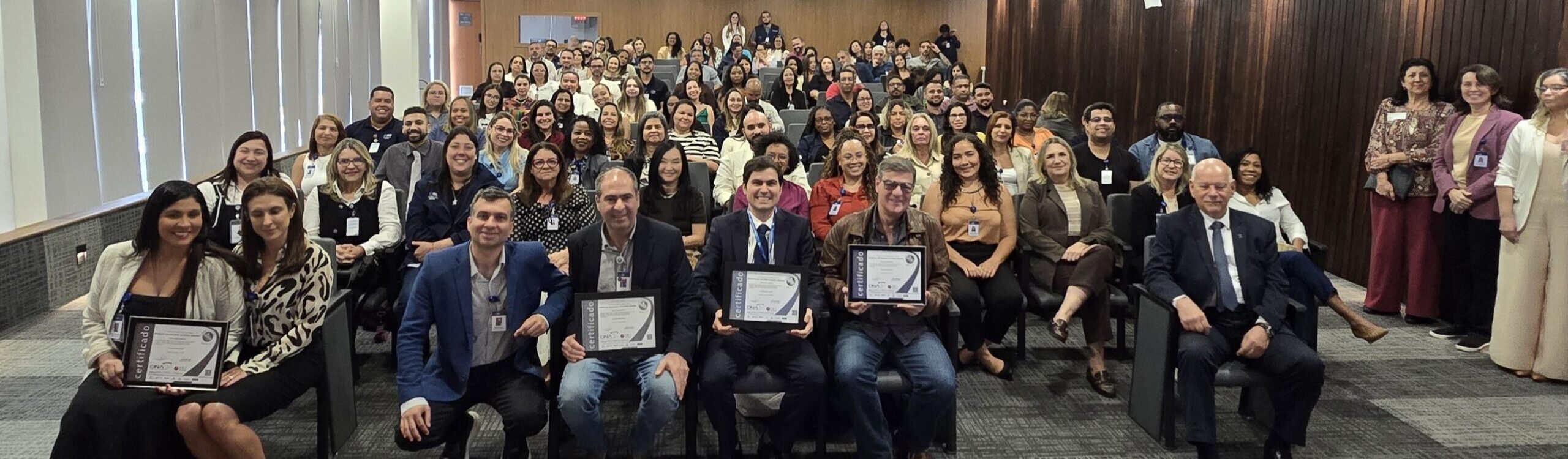 CERIMÔNIA DE ENTREGA DOS CERTIFICADOS ONA (ORGANIZAÇÃO NACIONAL DE ACREDITAÇÃO)