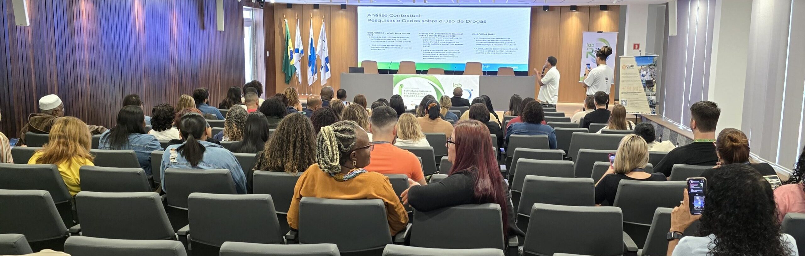 Seminário de Formação Continuada em Abordagem de Redução de Danos