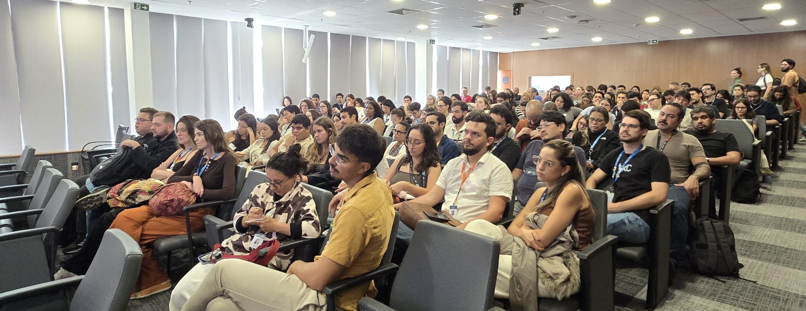 Seminário do GT Produção Científica reúne residentes do primeiro ano do PRMFC